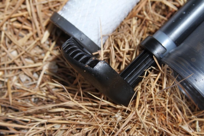 the filter requires regular maintenance to maintain an optimal flow...