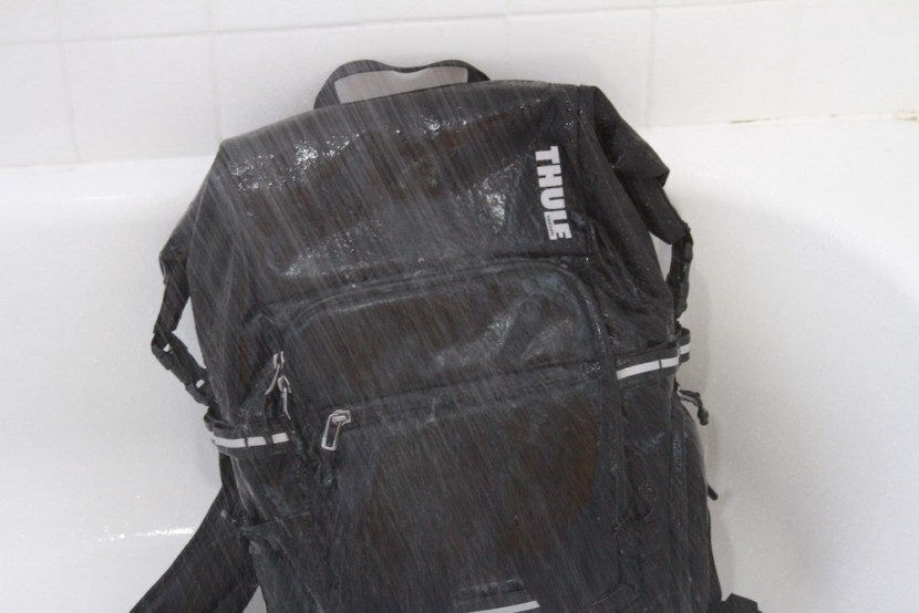 thule pack 'n pedal commuter - putting the pack n' pedal to the ultimate test. while it does okay...