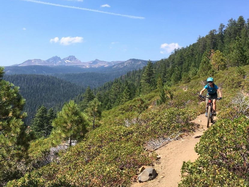mountain bike shorts womens - if you pedal up and shred down you want shorts with lots of features.