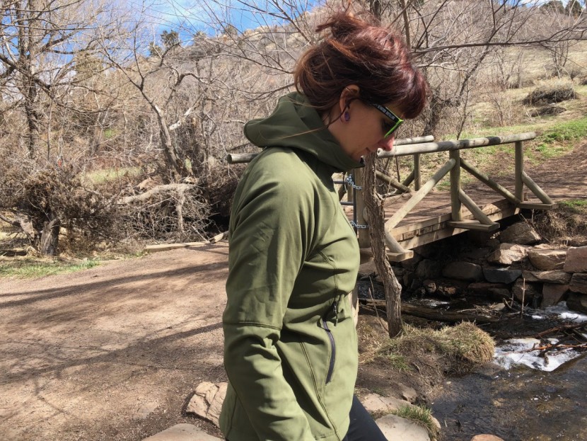 mountain hardwear keele hoody for women - if you're keeping swing season outings relatively simple this hoody...