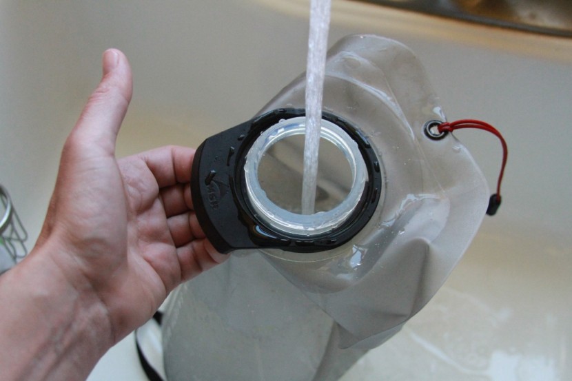 msr dromlite bags - a look at the easy to hold lid that makes it simple to fill with...