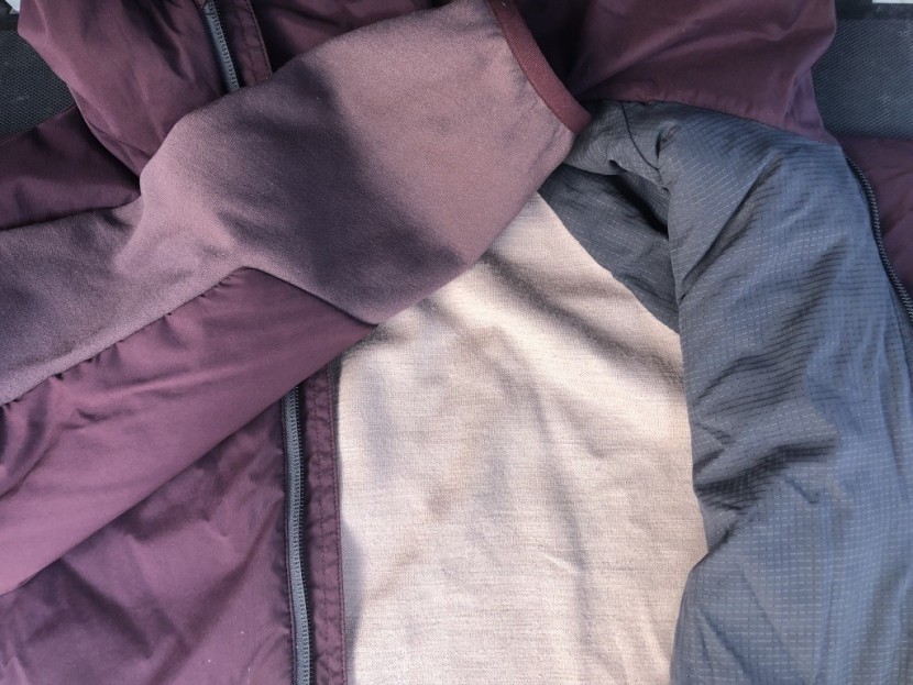 black diamond first light hybrid hoody for women - here you can see the various different panels on the first light...