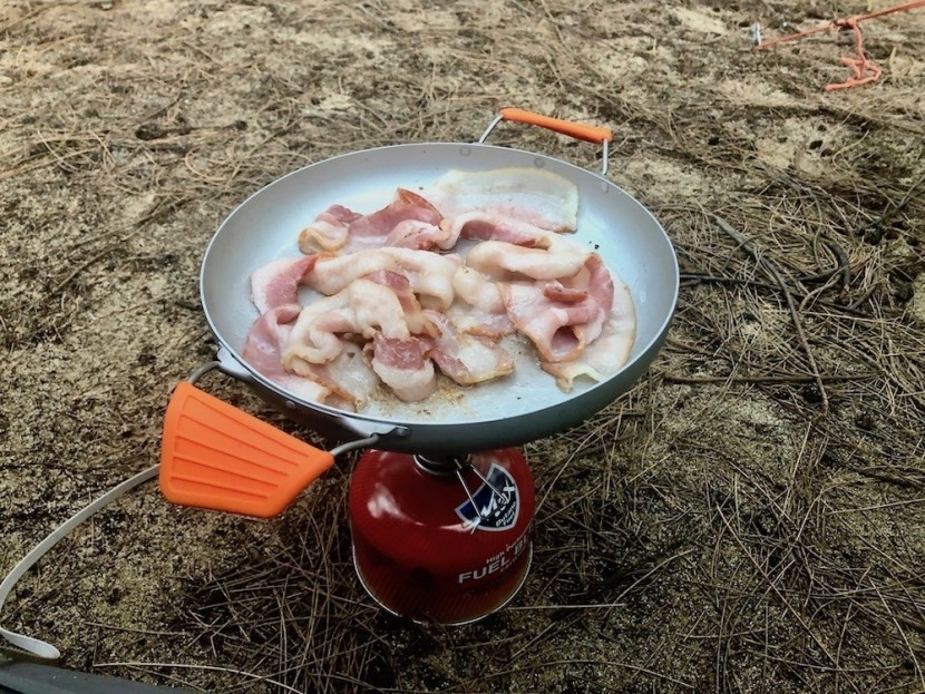here we cook up some bacon during a cooking performance test.