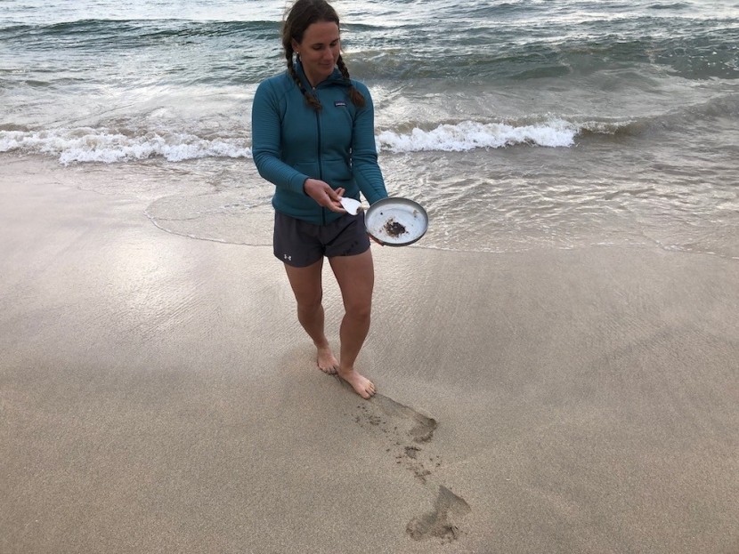 sea to summit x set 32 - after cooking some bacon, we had to do some work to get the grease...