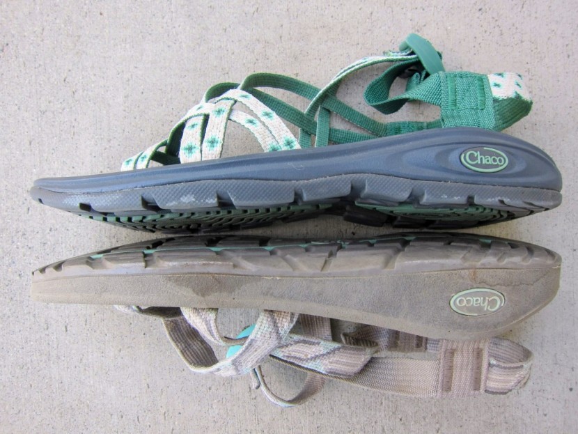 chaco z/volv x2 for women - comparing the chaco z/volv x2 (top) with the chaco z/cloud 2...