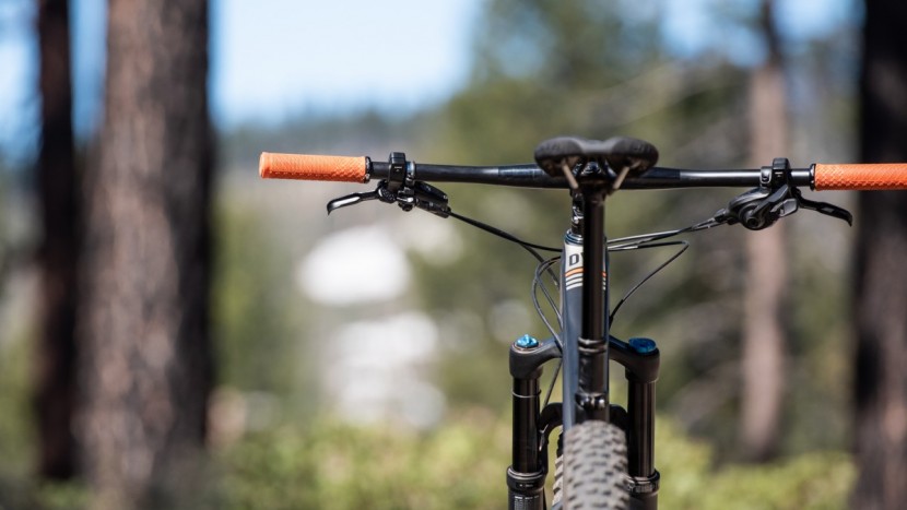 the cockpit of the dv9 is dialed.