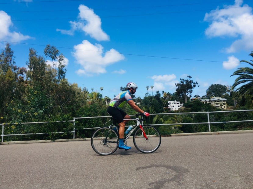 rapha cargo bib - the rapha brevets feel great out for a spin around the weekend loop...