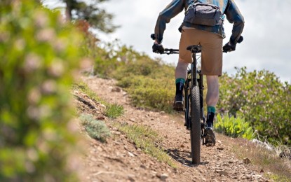 how to choose mountain bike shorts