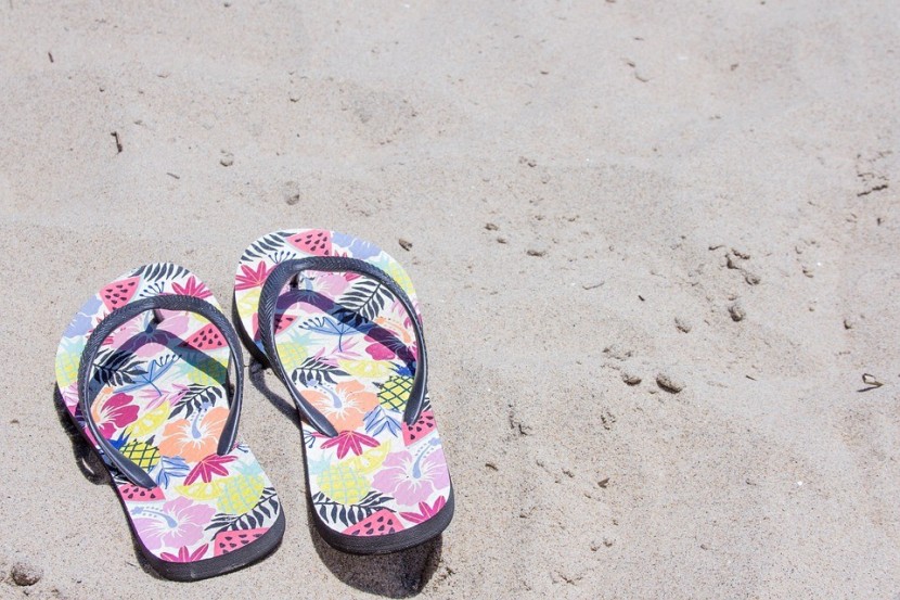 flip flops womens - the classic super cheap beach flip won't offer you much support or...