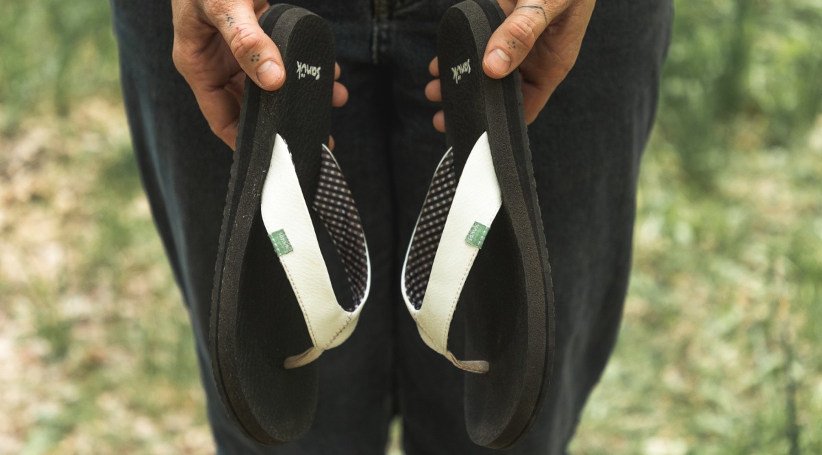 Sanuk Yoga Mat Review (A novelty yoga mat footbed can be highly comfortable, but may lack support.)