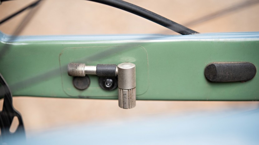 niner rip rdo 29 3-star - the "crack pipe" valve adapter is pretty annoying to deal with, and...