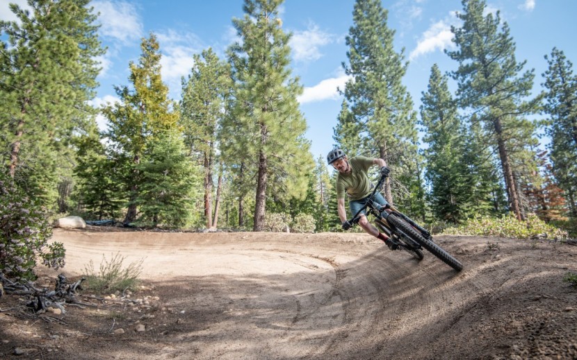 our test laps also offer plenty of buffed out flowy terrain.