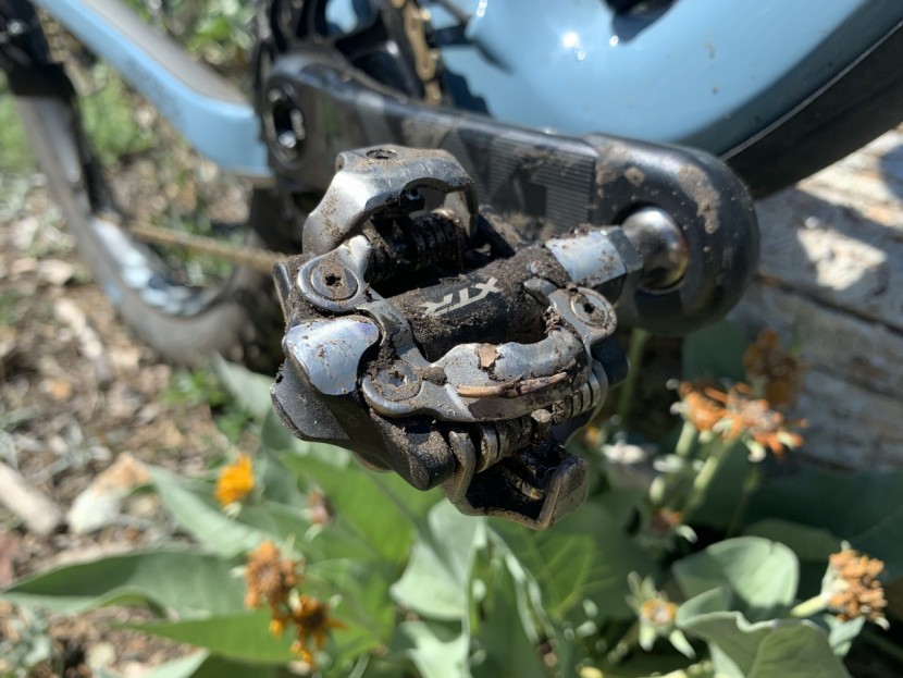 shimano xtr m9100 race - clean or dirty, the xtr race pedal is quick and easy to get out of