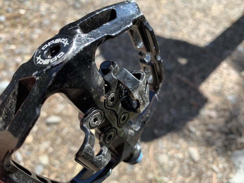 xpedo ambix - the minimal clipless mechanism does a respectable job of leaving the...