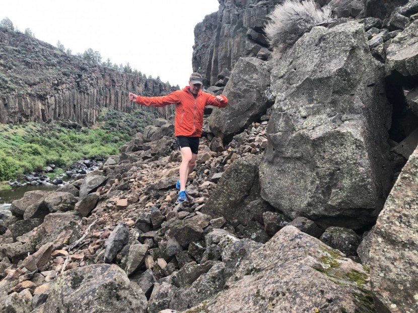 saucony peregrine iso - we tested these shoes by jumping across rocks and boulders in this...