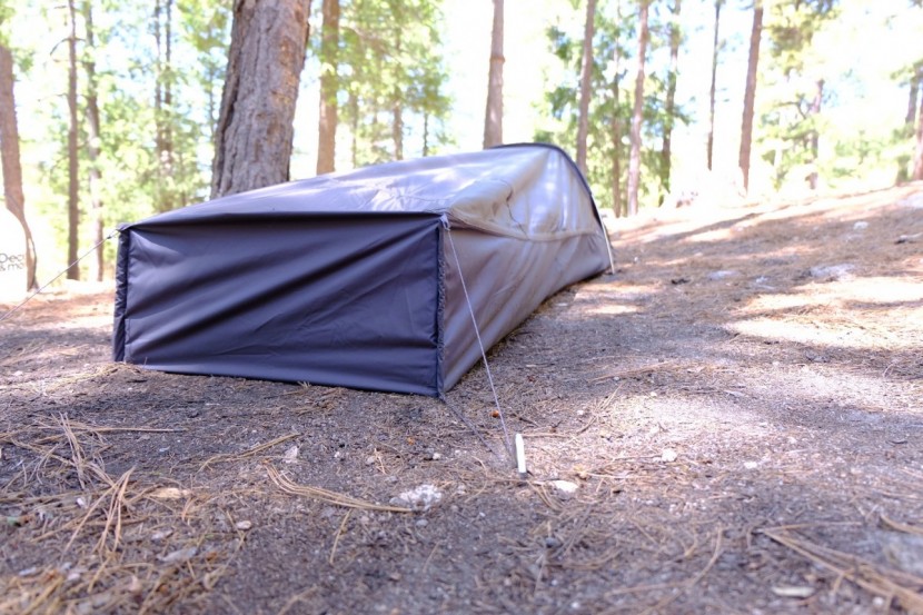 rei co-op superlight - to stake or not to stake? with stakes, the superlight bivy has tons...