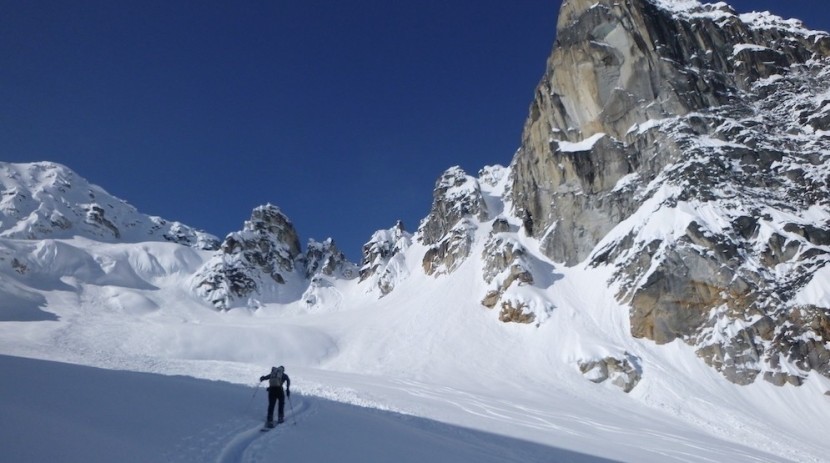 darn tough hiker full cushion - here we take a splitboarding tour, exploring the alaskan mountains...