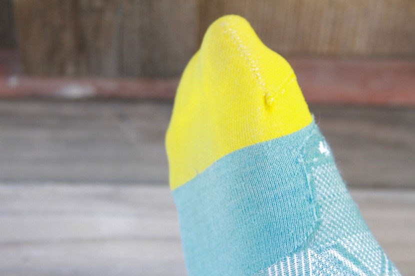 darn tough coolmax vertex tab no show ultra-light cushion - the threads are still perfectly intact after over 30 miles of...