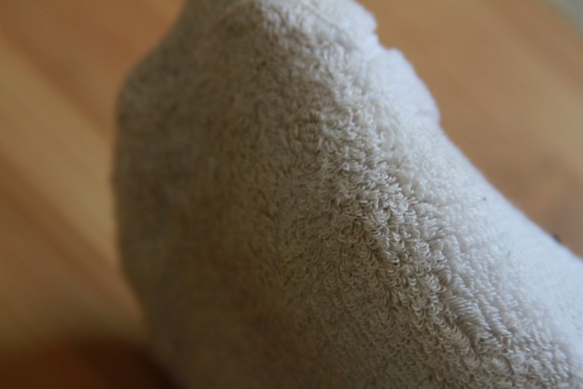 running socks - different types of fabric offer different levels of comfort and...