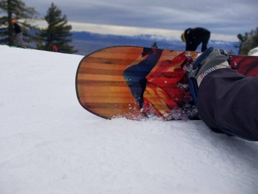 snowboard womens - the twin sister's graphics are particularly stunning.