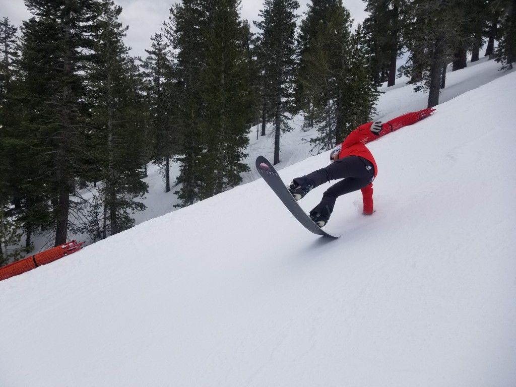 salomon pillow talk for women - the pillow talk is a surfy board with a medium flex.