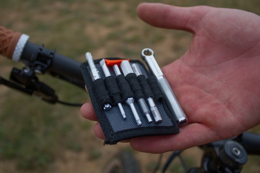 blackburn switch wrap - the took kit contains a socket handle and set of bits that can be...