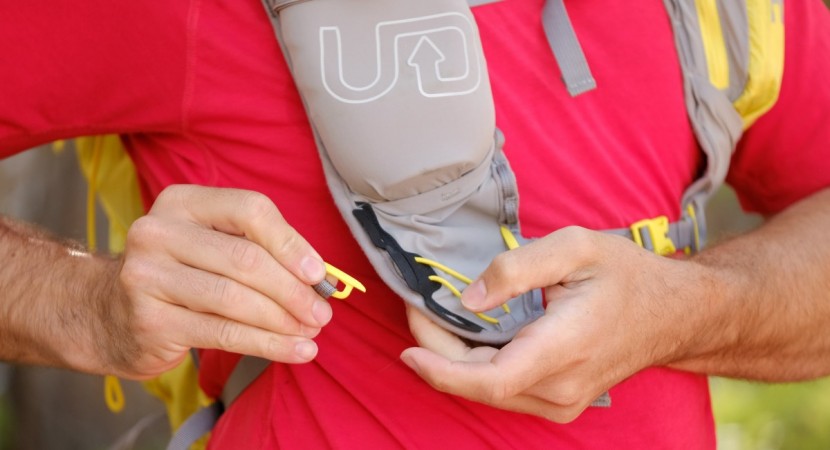 ultimate direction fkt - the fkt offers a wide variety of fit adjustments with both sternum...