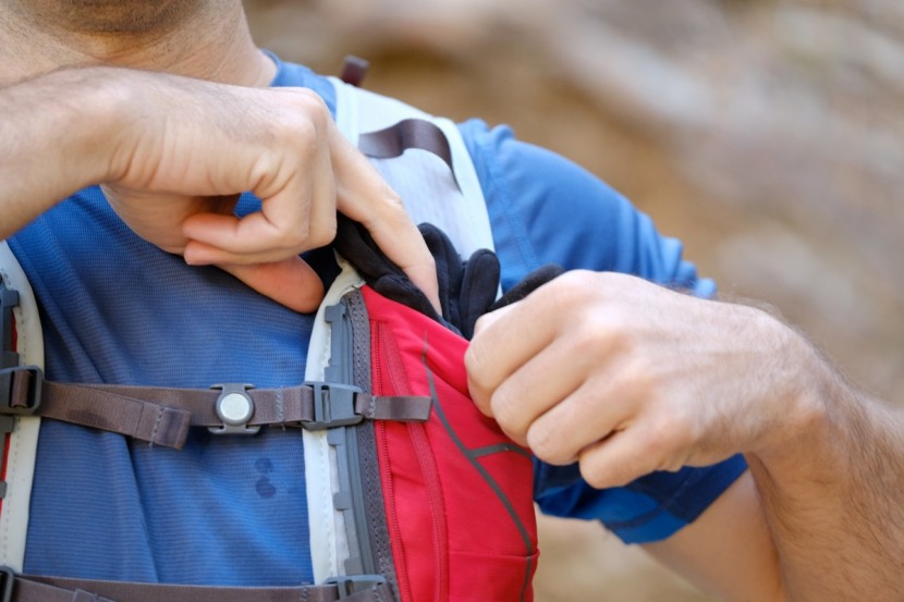 osprey duro 1.5 - this two photo series is to demonstrate the issues with having the...