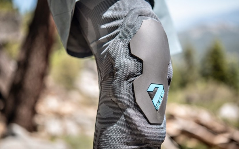 mountain bike knee pads - enduro/gravity riders will love the 7protection project knee.