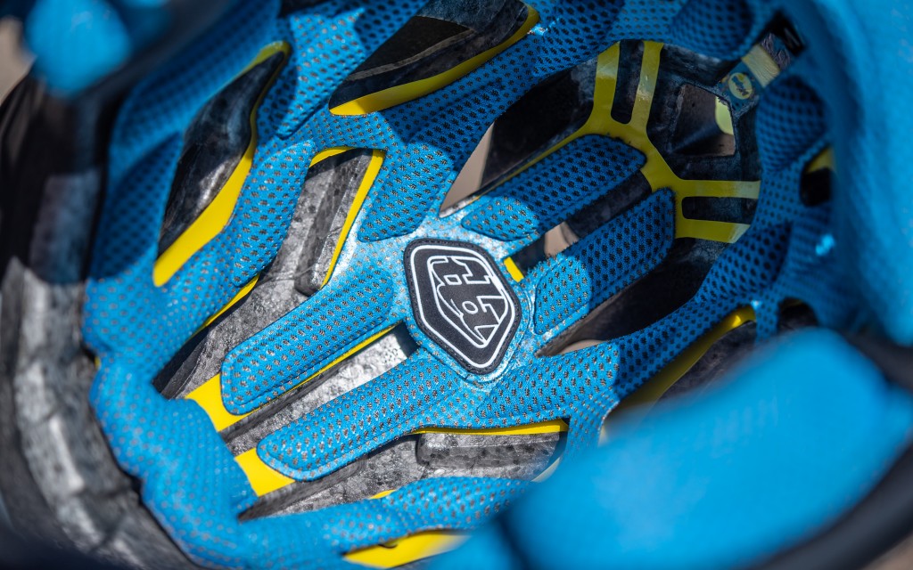 troy lee designs stage mips - the mips layer is that yellow material under the padding.