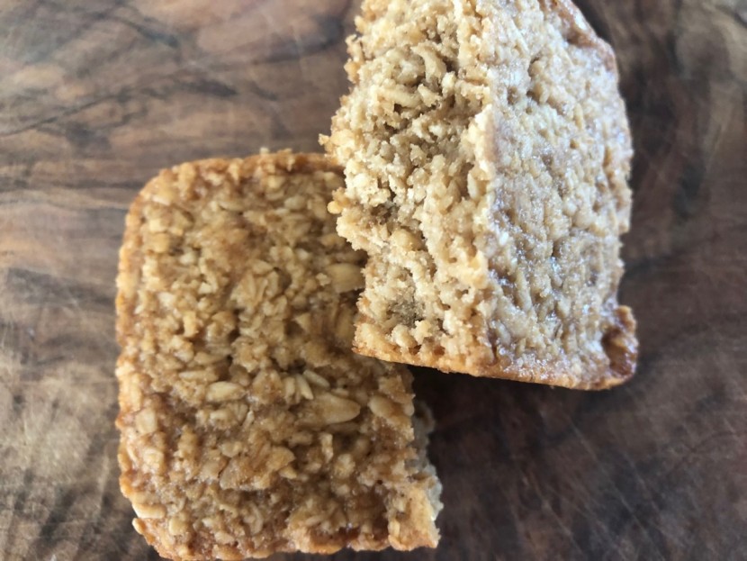 energy bar - bobo's oat bar -- original flavor.