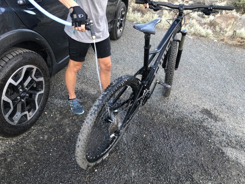 camping shower - enjoy the exceptional cleaning power of the high-pressured road...