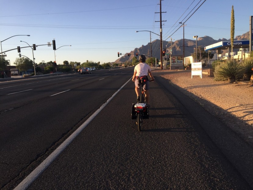 burley coho xc - when unloaded and riding on smooth pavement the coho wasn't even...