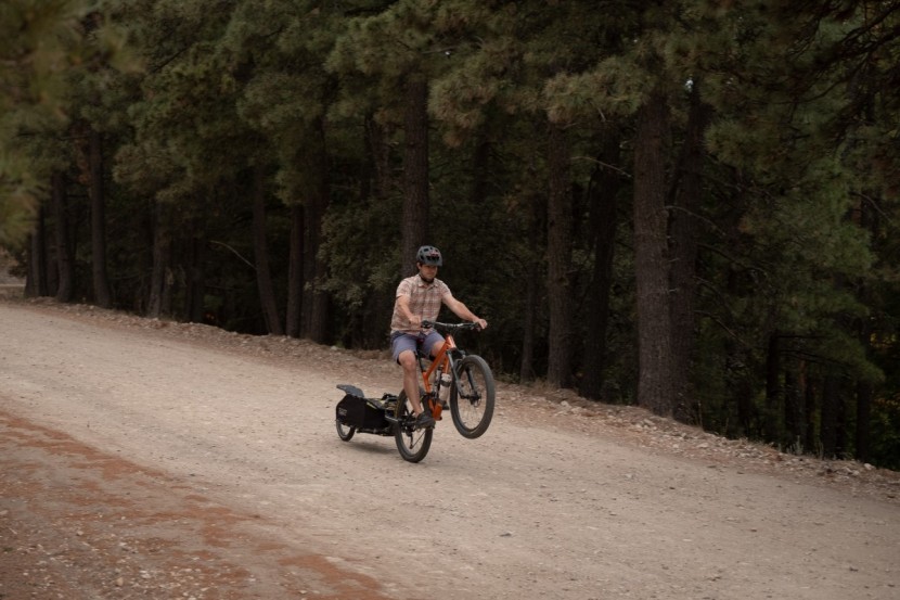 bike cargo trailer - the coho hitch system allows the trailer and bike to move...