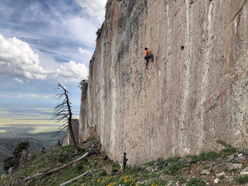 petzl djinn axess - andrew testing the popular and easy to use petzl djinn on the very...