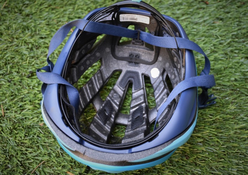 giro aether mips - though the padding is a little light, the full circumference...