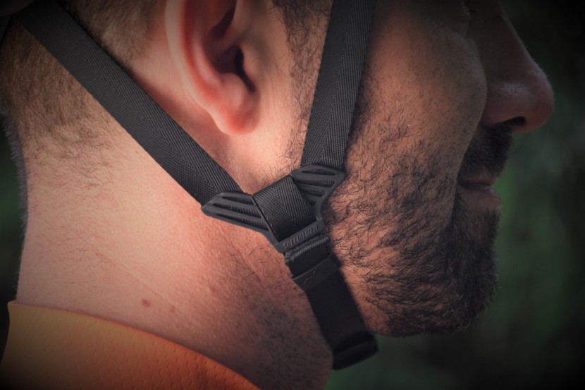 specialized airnet mips - the fixed y-buckles on the airnet are comfortable and well-placed...