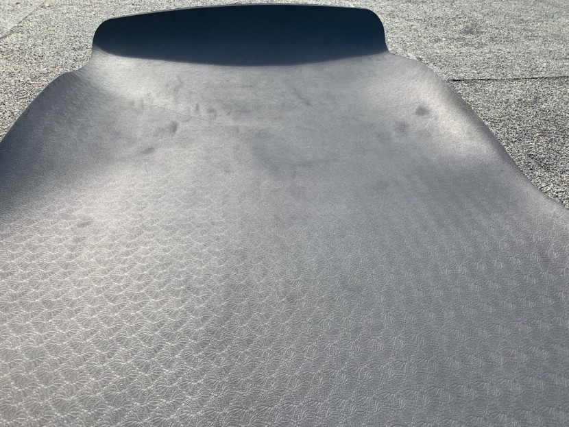 clever yoga better grip - the sides of this mat became warped after one use. you can also see...