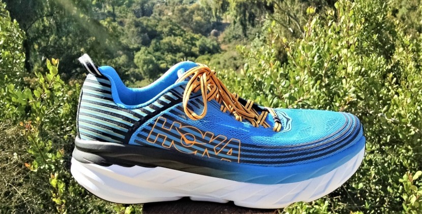 hoka bondi 6 - as common as hokas are, their maximalist design still looks pretty...