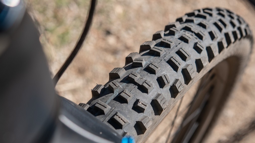 Pneu VTT Schwalbe Hans Dampf Addix – 26x2.35, Carcasse SnakeSkin, Pliable – Neuf Pour Trail
