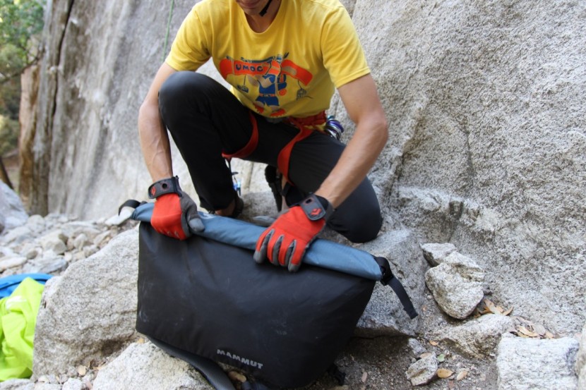 mammut crag - the roll closure is unique to the crag and we liked how well it...