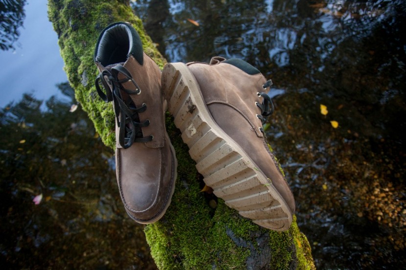 sorel madson moc toe - while the outsole doesn't look like much, it's surprisingly grippy.