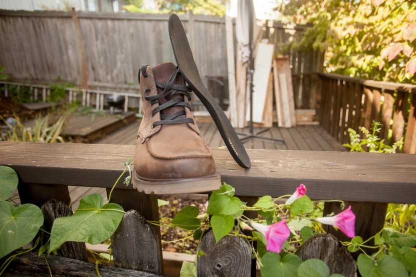 sorel madson moc toe - it's a thin insole, but the midsole is cushioned enough to keep this...