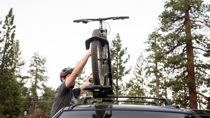 thule upride - the hooks and arms are meaty on the upride. that said, there are a...