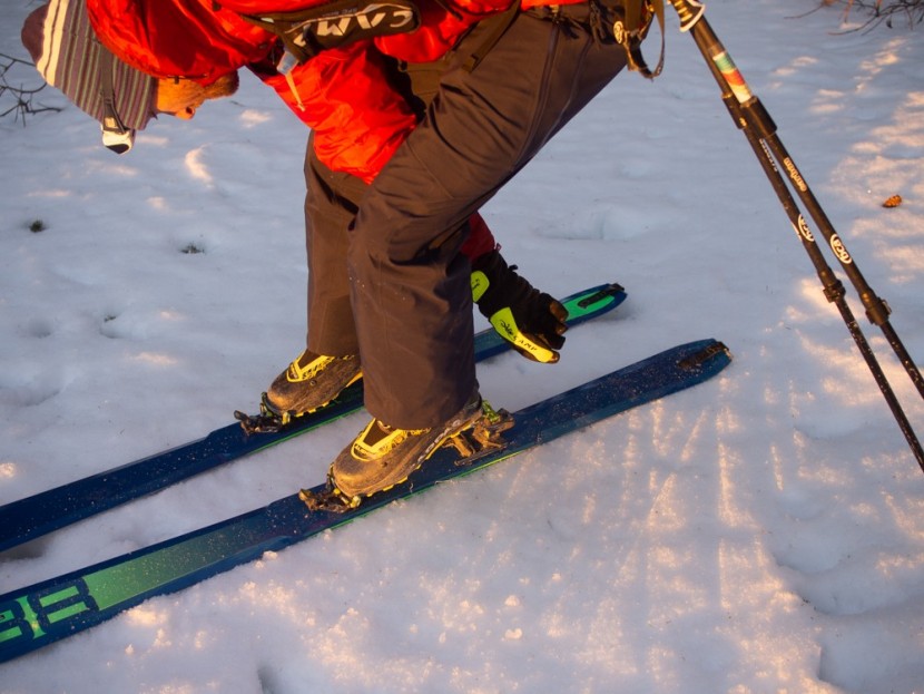 g3 zed 12 - to go from tour to ski mode, as long as you can pull your skins with...