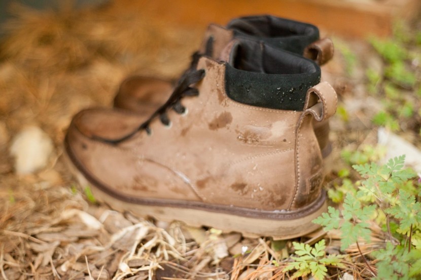sorel madson moc toe - we appreciate the reinforced back loop to help us pull the boots on.
