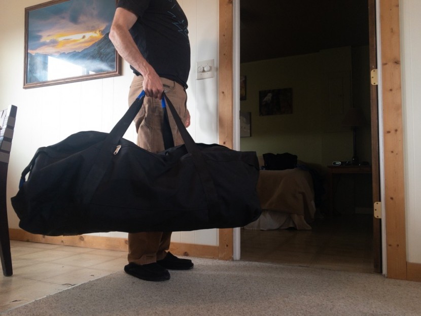 wild things gear mule - "briefcase" carry is nice for light loads, but 144 liters of...