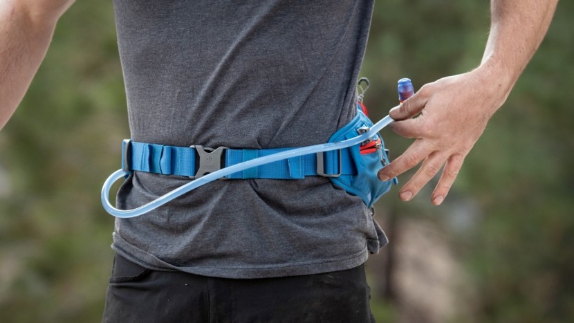 deuter pulse 3 5l - the hose clamp on the pulse is very secure even if it takes some...