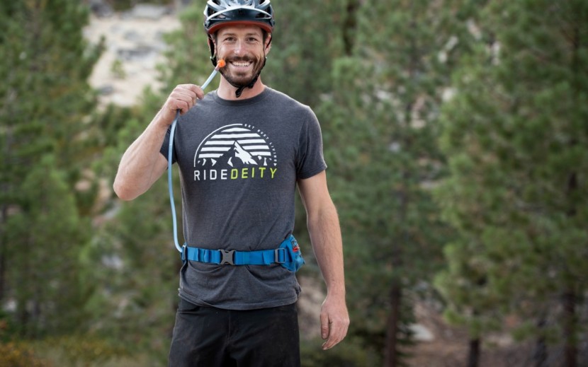 deuter pulse 3 5l - a clean hydration system makes for happy drinking.