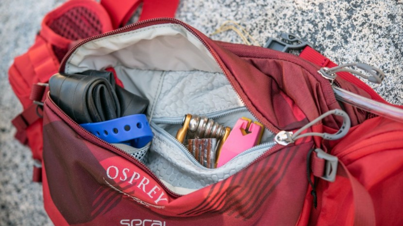 osprey seral 1.5l - plenty of additional space is available for sandwiches and a spare...
